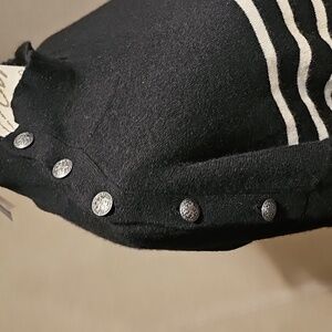 New Neiman Marcus CASHMERE sweater size XL....beautiful.